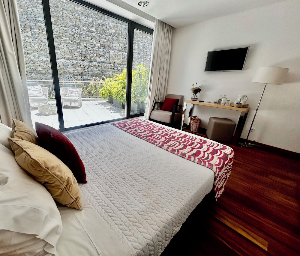 LBV HOUSE HOTEL 9/50
