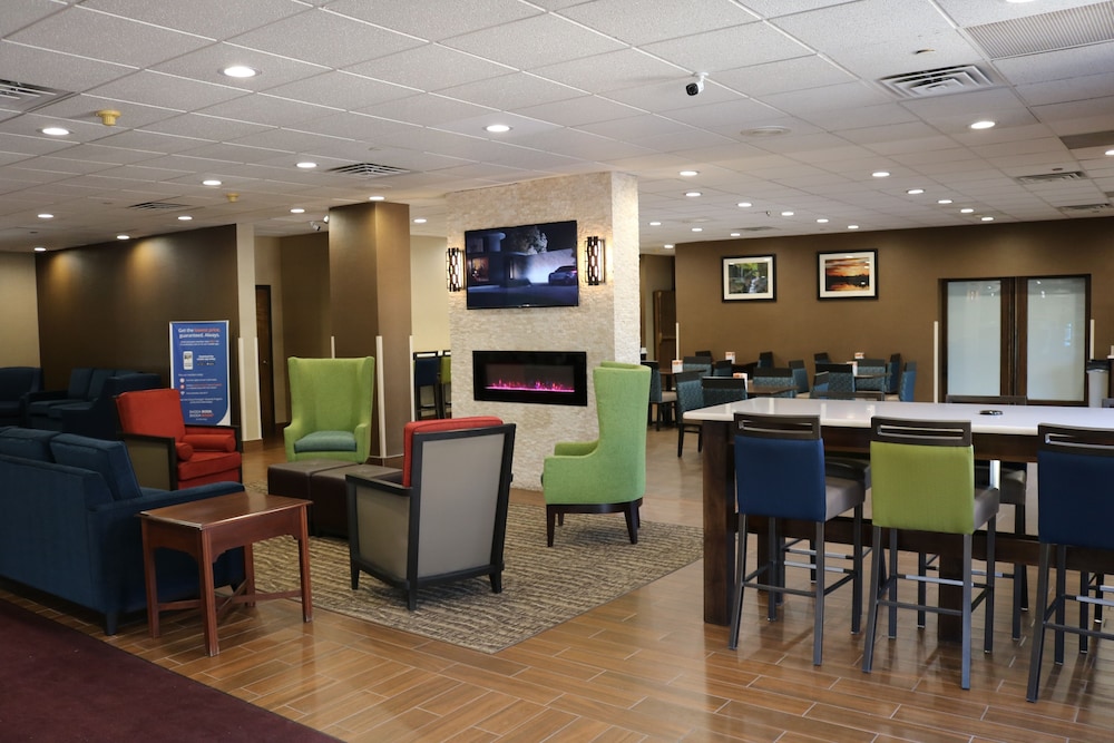 Comfort Inn Binghamton 30/35