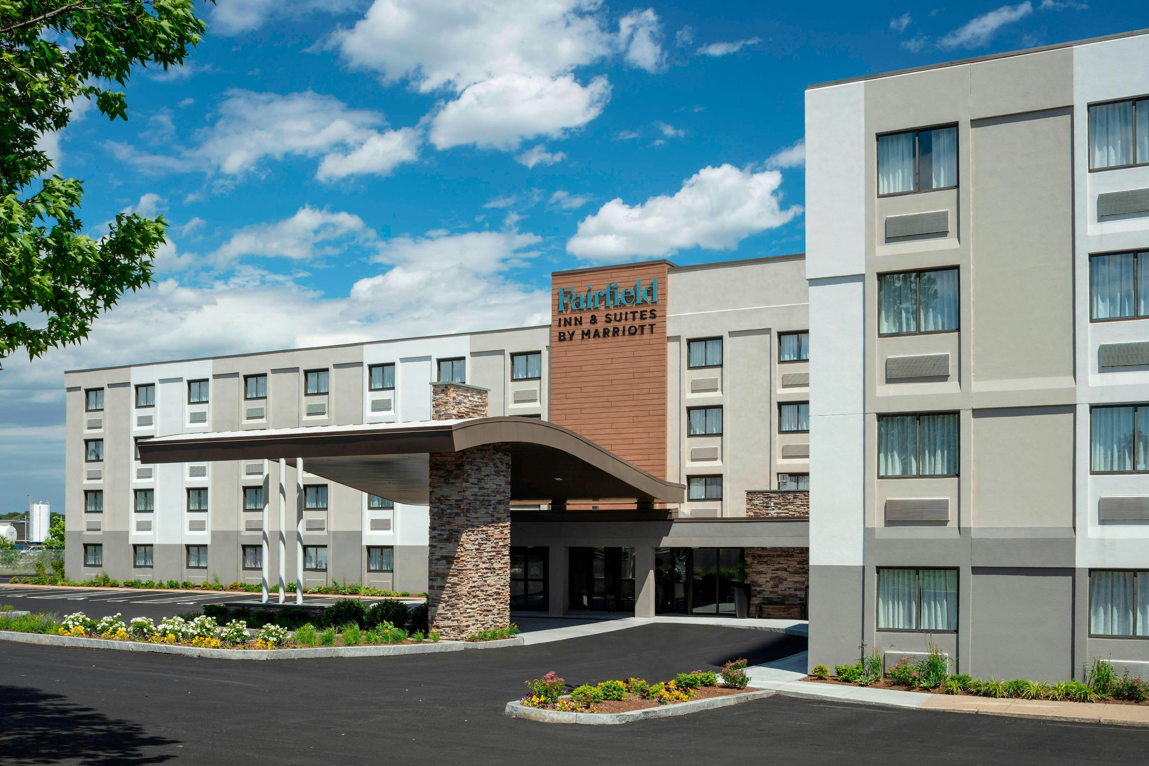 Fairfield Inn & Suites Providence Airport Warwick 12/13