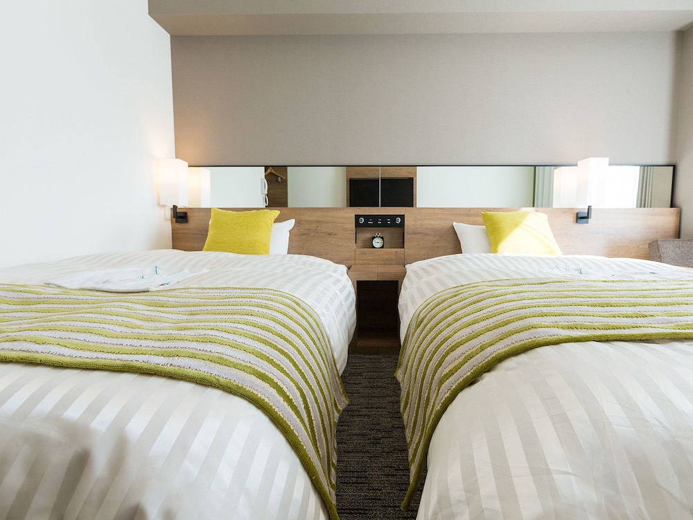 Airport Hotel Kumamoto 10/50