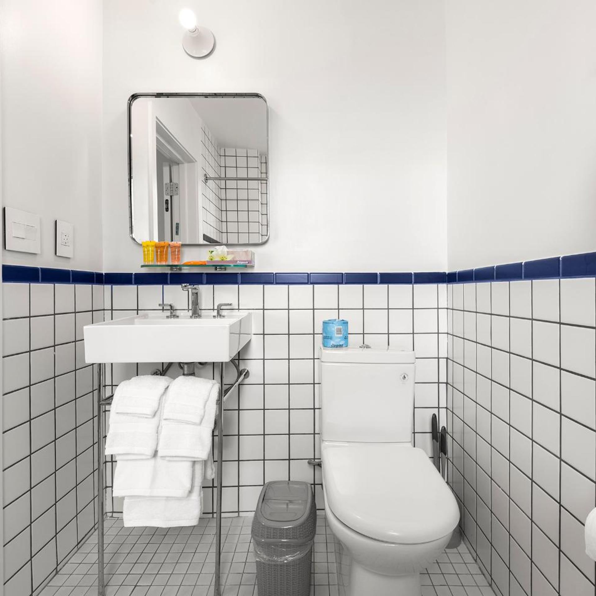 Bluebird Suites at The Apex Miami 47/50
