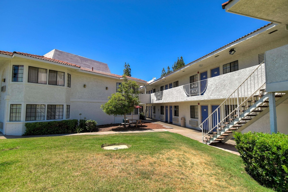 Motel6 San Dimas, CA - Los Angeles 34/46