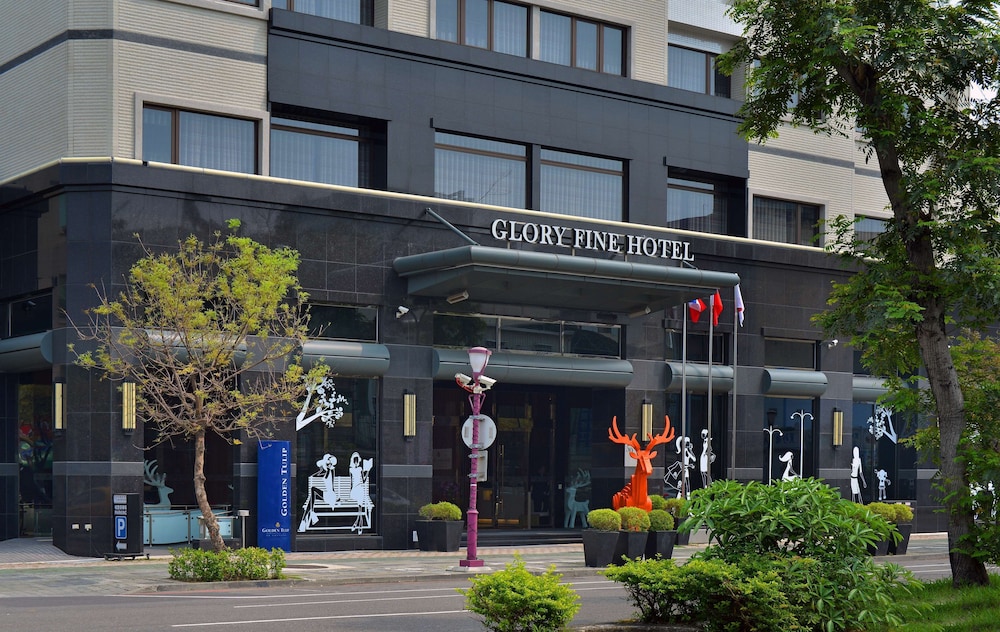 Golden Tulip Glory Fine Hotel 1/60