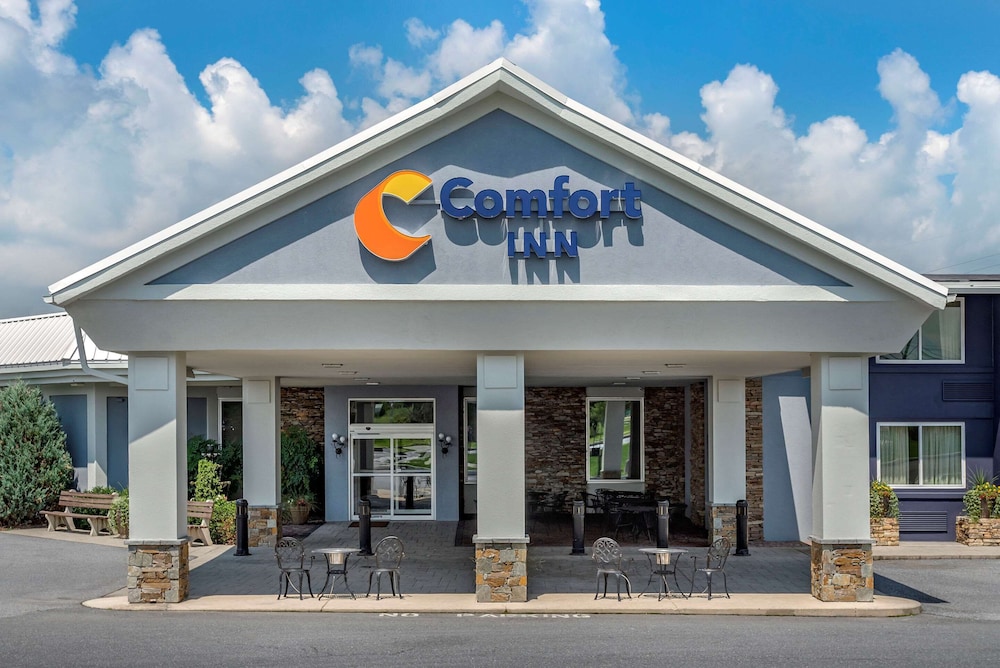 Comfort Inn Lancaster County North-PA Tpke 1/19