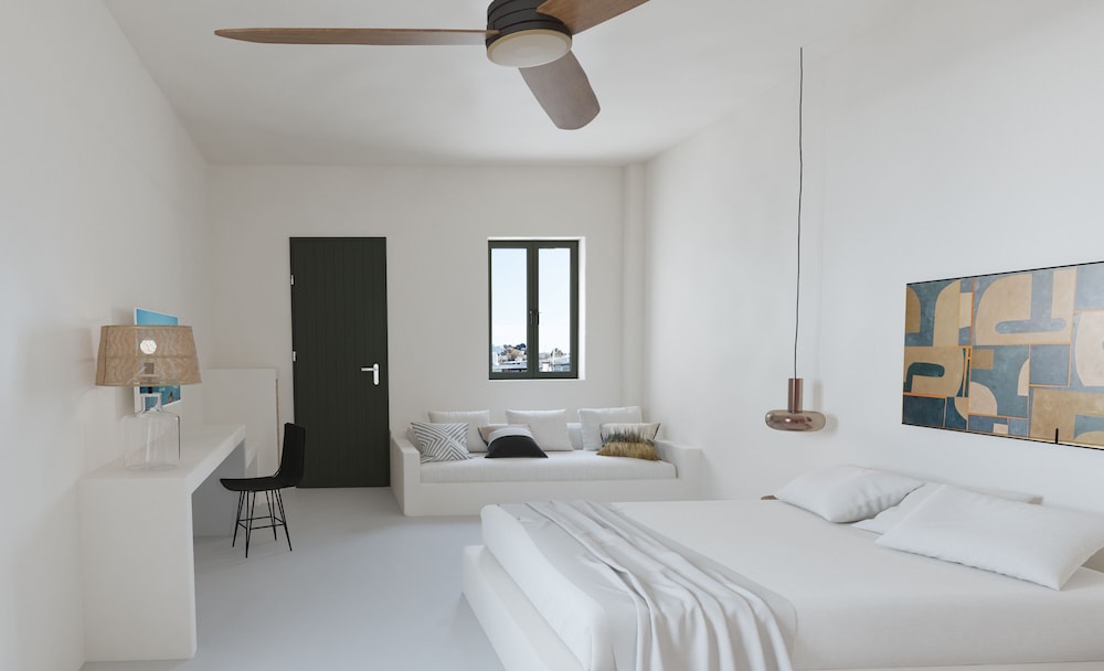 EXECUTIVE, SUITE