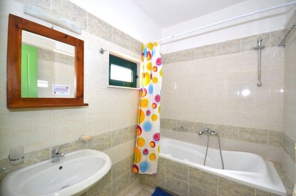 Aloni Suites 31/35