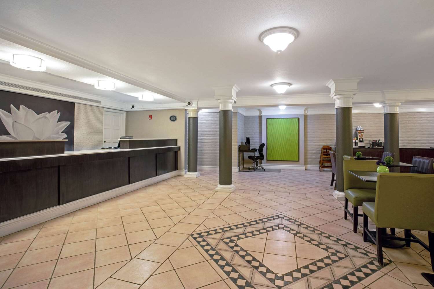 Travelodge by Wyndham Golden/Denver 2/13