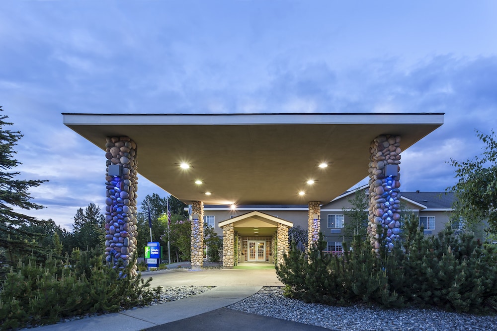 Wyndham Garden Anchorage Airport 2/48