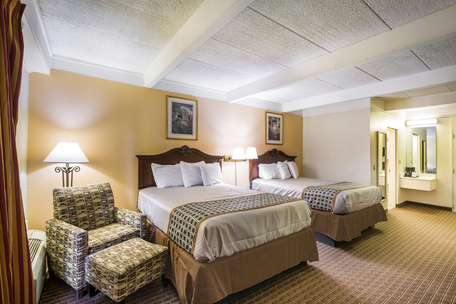 ROOM, 2 QUEEN BEDS