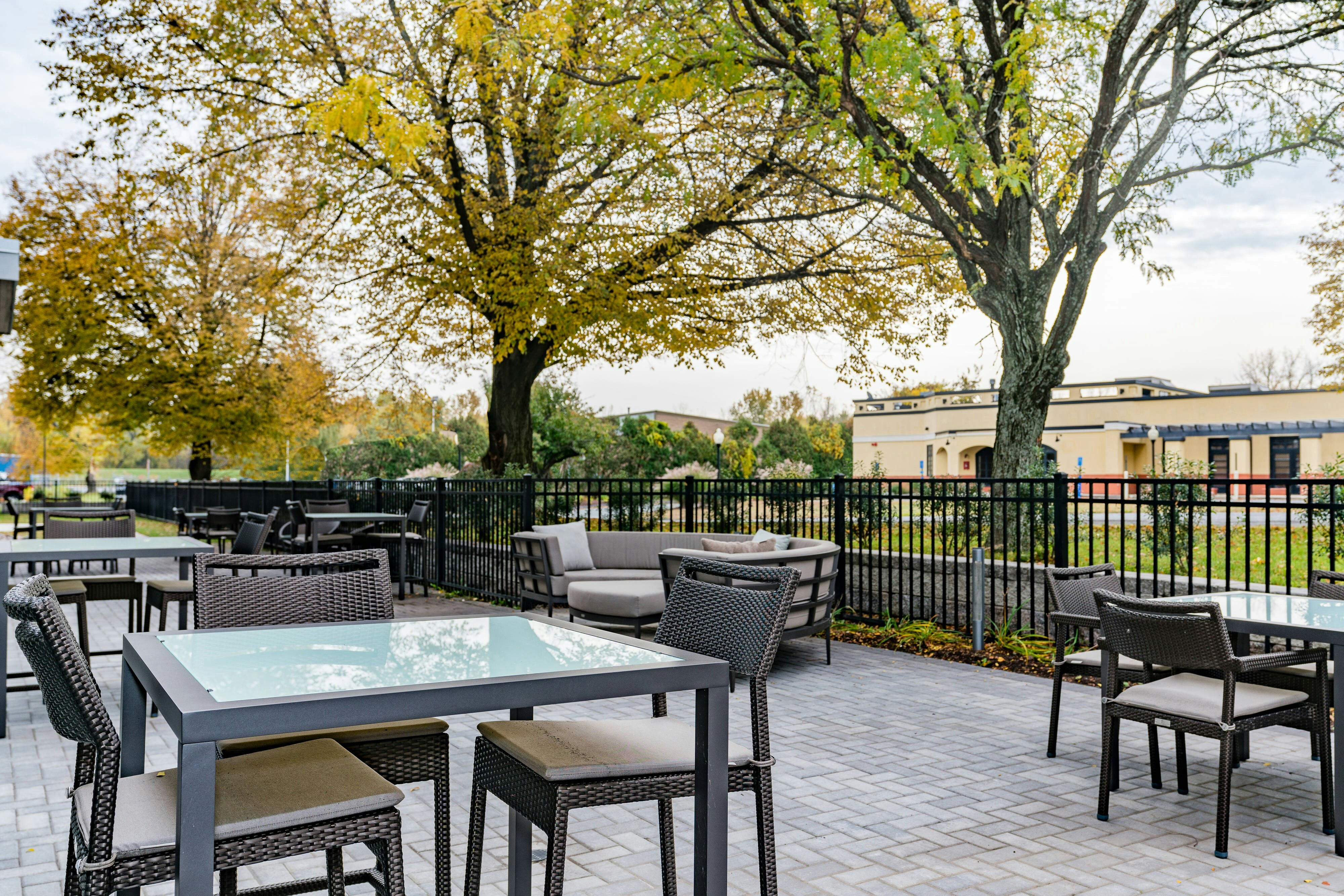 Courtyard By Marriott West Springfield 29/45