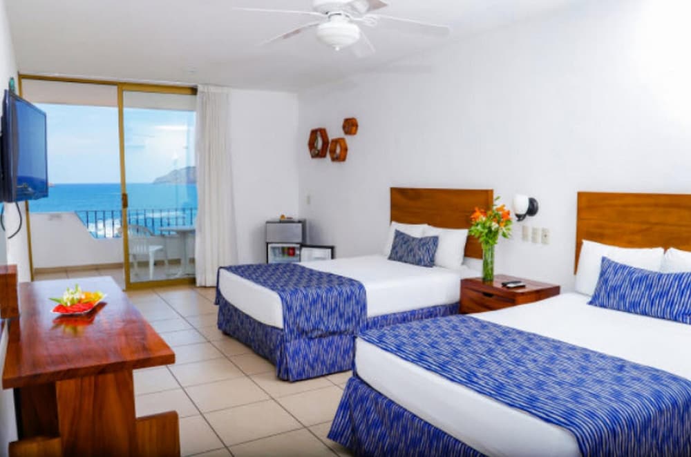 Costa Alegre Hotel And Suites 32/59