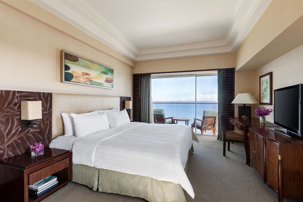 Panorama, Suite, King Bed, Ocean Wing