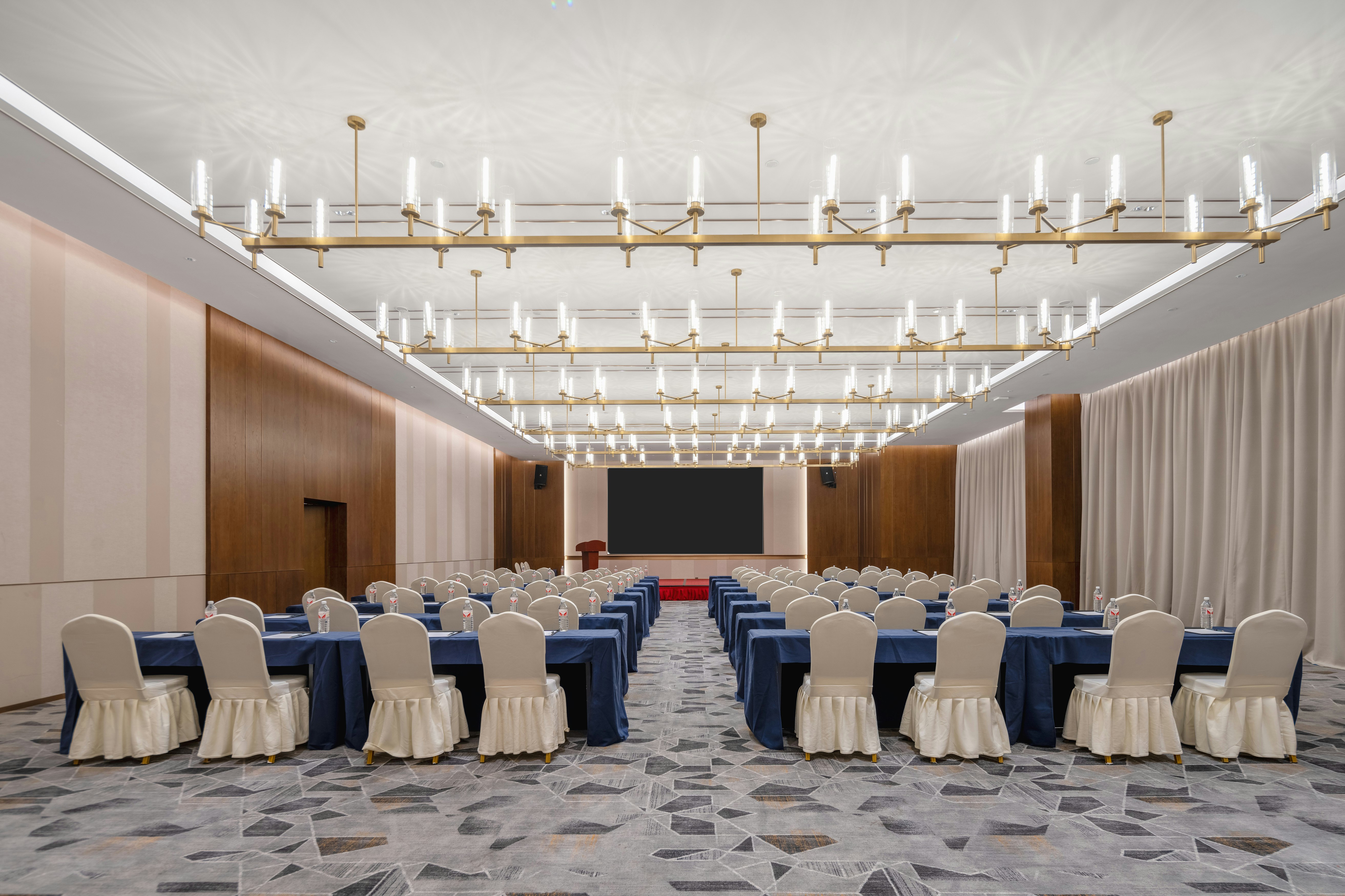 Hilton Garden Inn Huzhou High-speed Railway Station 38/50