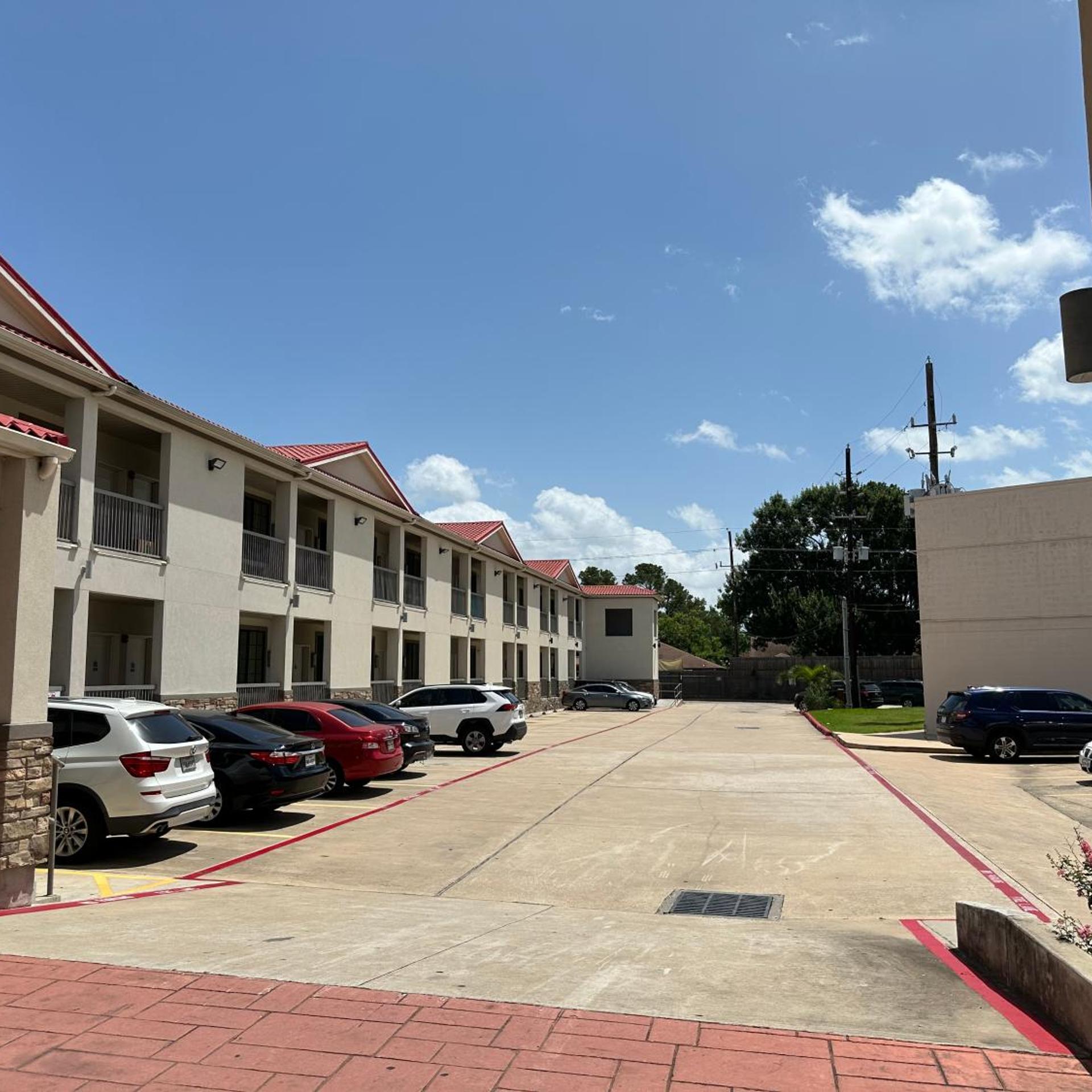 Scottish Inn And Suites 43/53