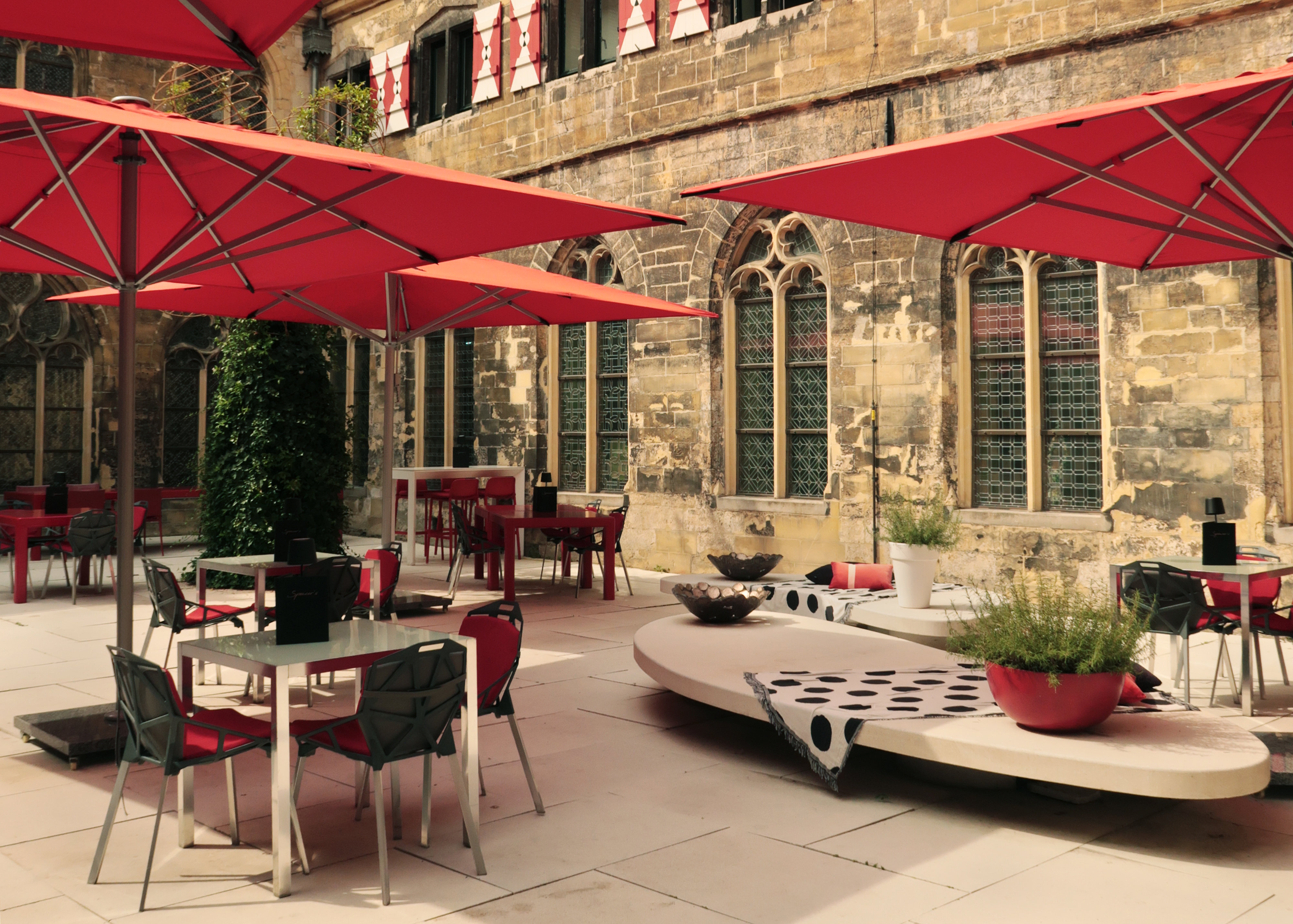 Kruisherenhotel Maastricht 22/25