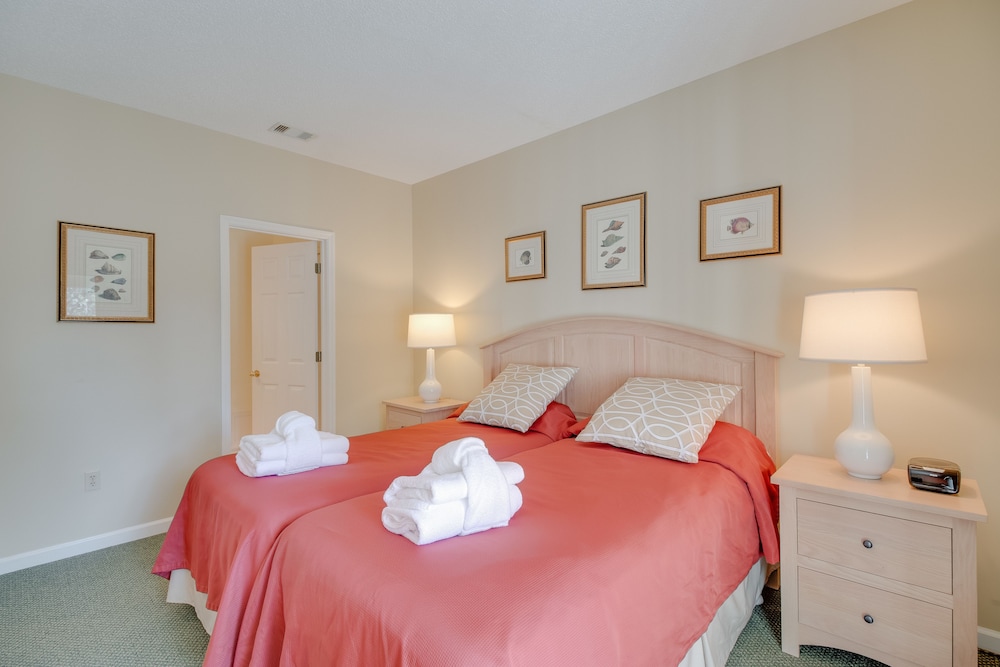 Ocean Palms Villas at Port Royal Resort 15/50
