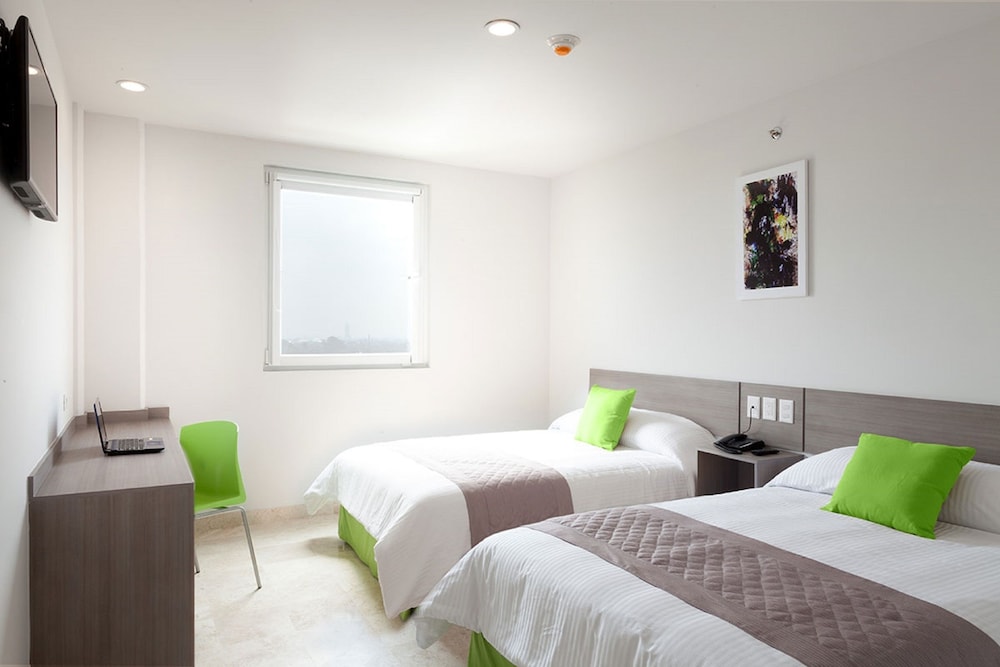 Sr Hotel 15/41
