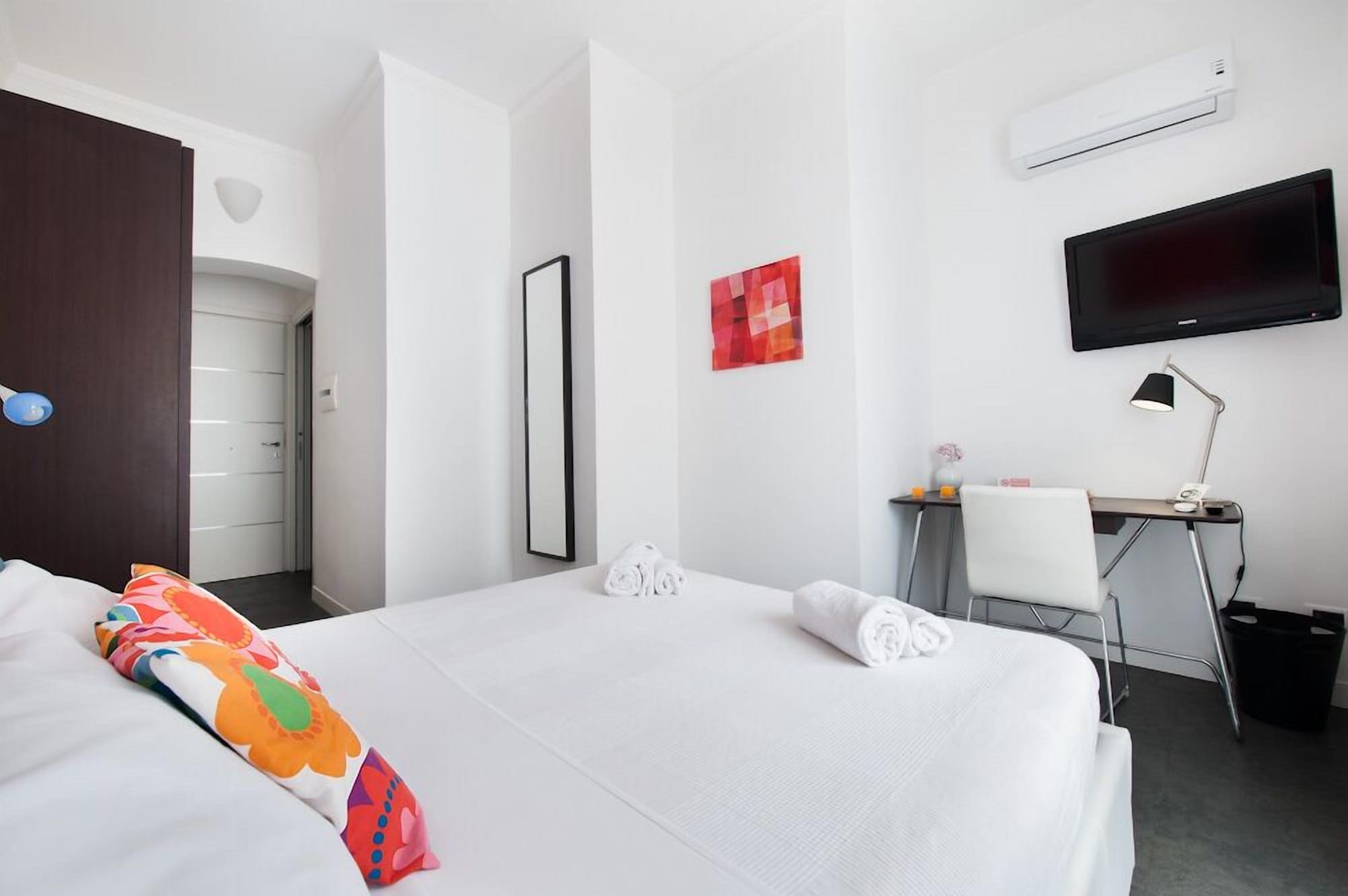 STANDARD, DOUBLE BED, BALCONY