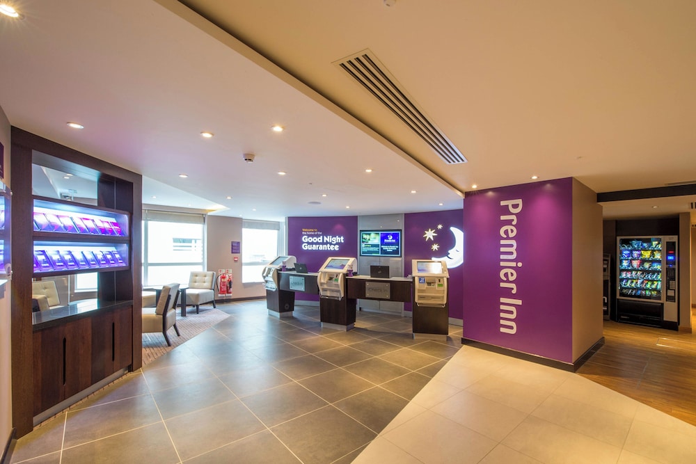 Premier Inn London St Pancras Hotel 7/55