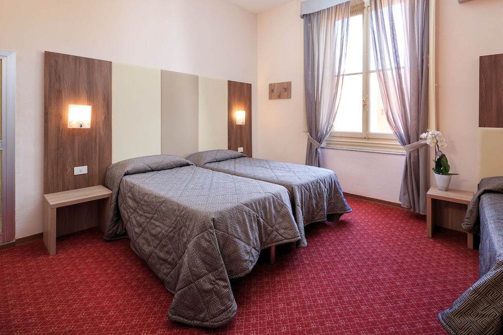 Hotel Arno Bellariva 15/78
