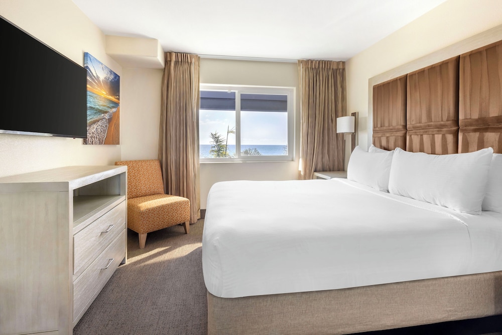 1 Bedroom, Suite, King Bed, Ocean View, 2 Bathrooms, Balcony