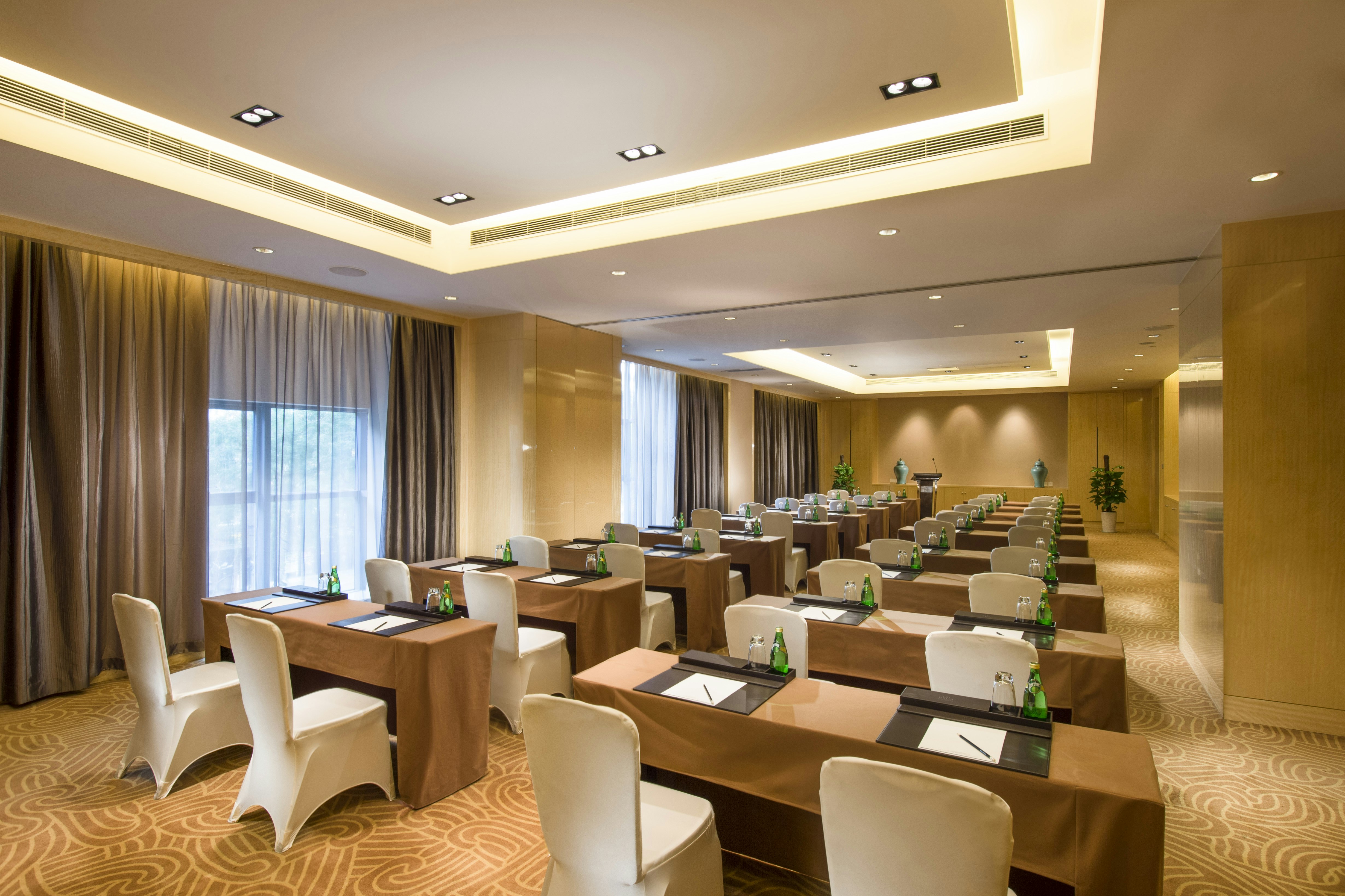 Hilton Xian Hotel 73/77