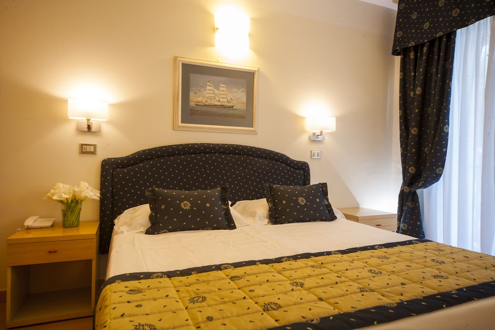 Hotel Mon Cheri 22/73