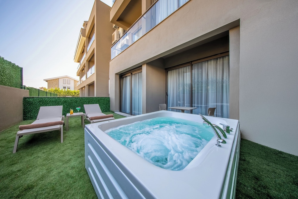 Prive Side Suite & Spa hotel - Adults Only 16+ 30/50