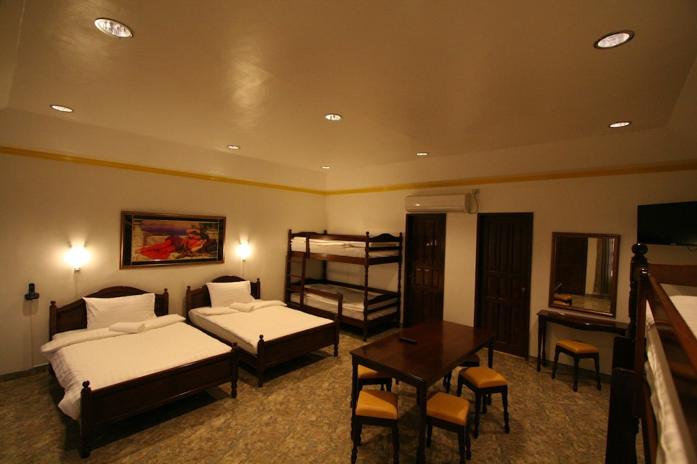 Dolce Vita Hotel 10/50