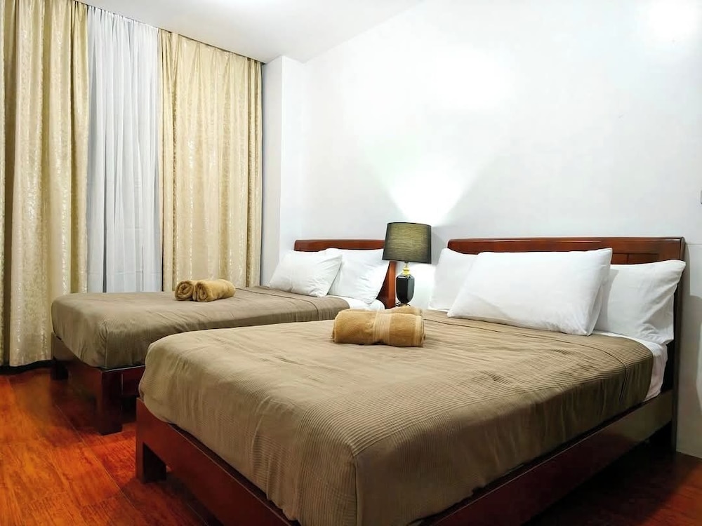 Grand View Residences near Burnham Park 25/50