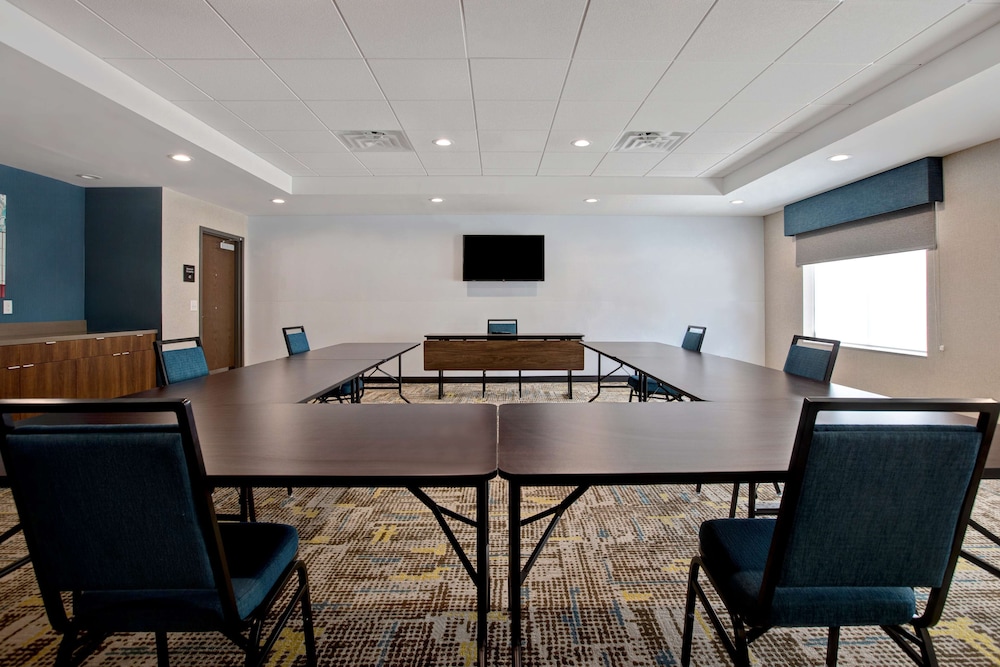 Hampton Inn Suites Deptford Nj 50/53