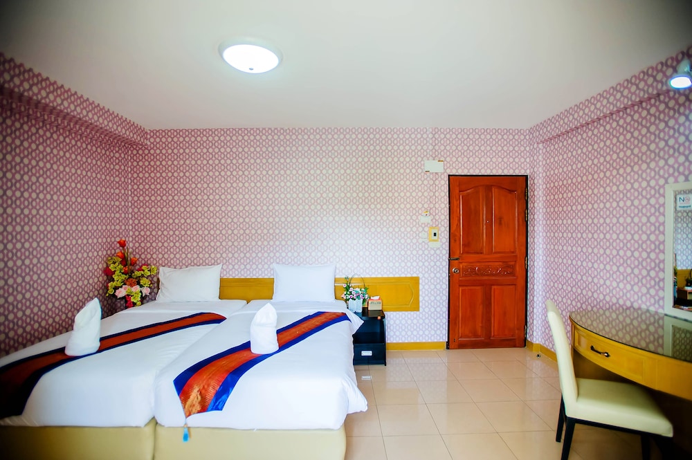 Family Hotel 24/45
