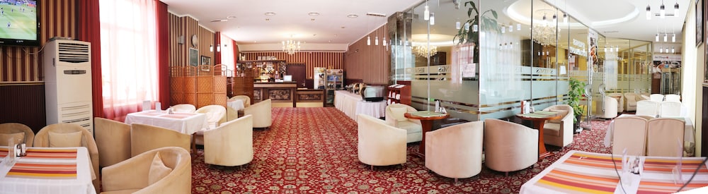 Springs Hotel 59/83