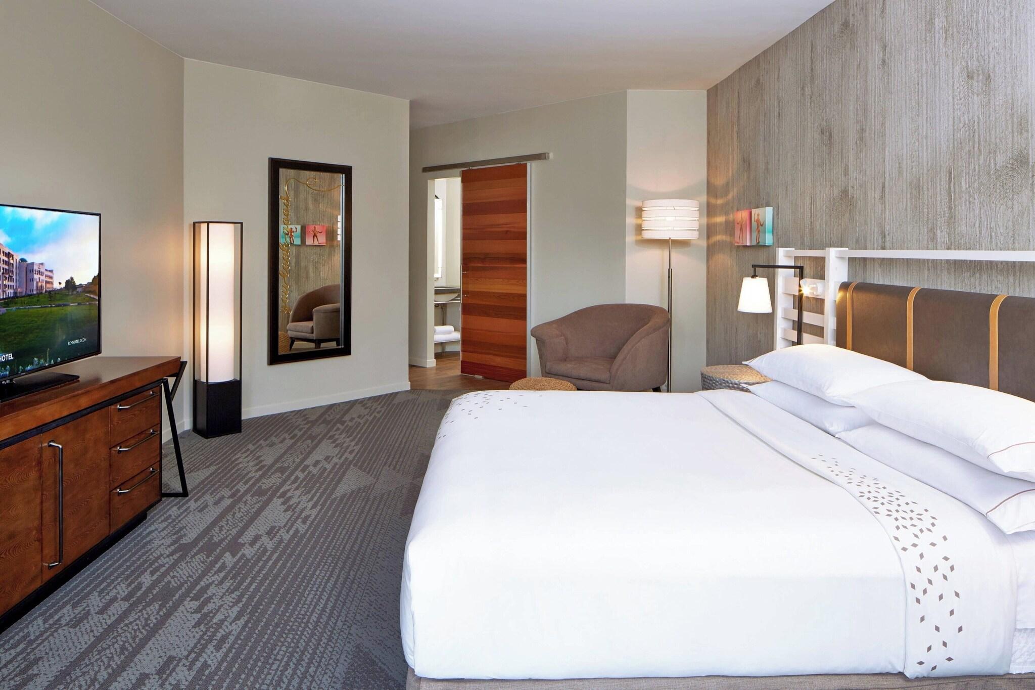 Room, Double Bed, Accessible