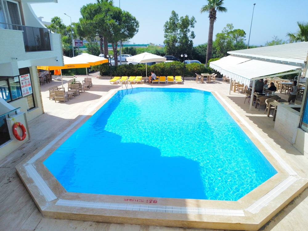 Mulka Hotel 22/48