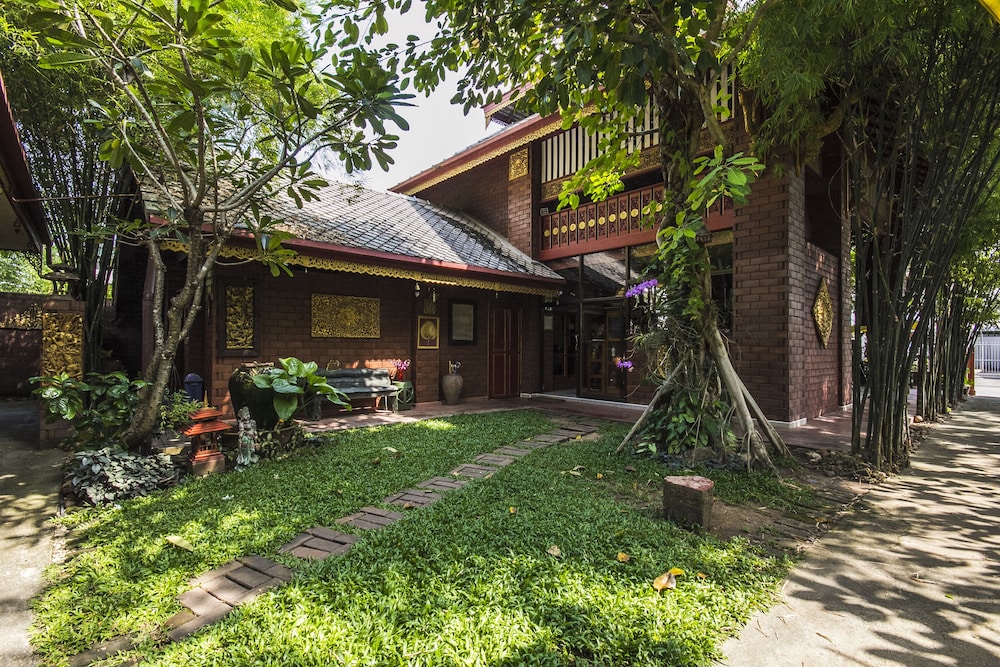 Irawadee Resort 48/51