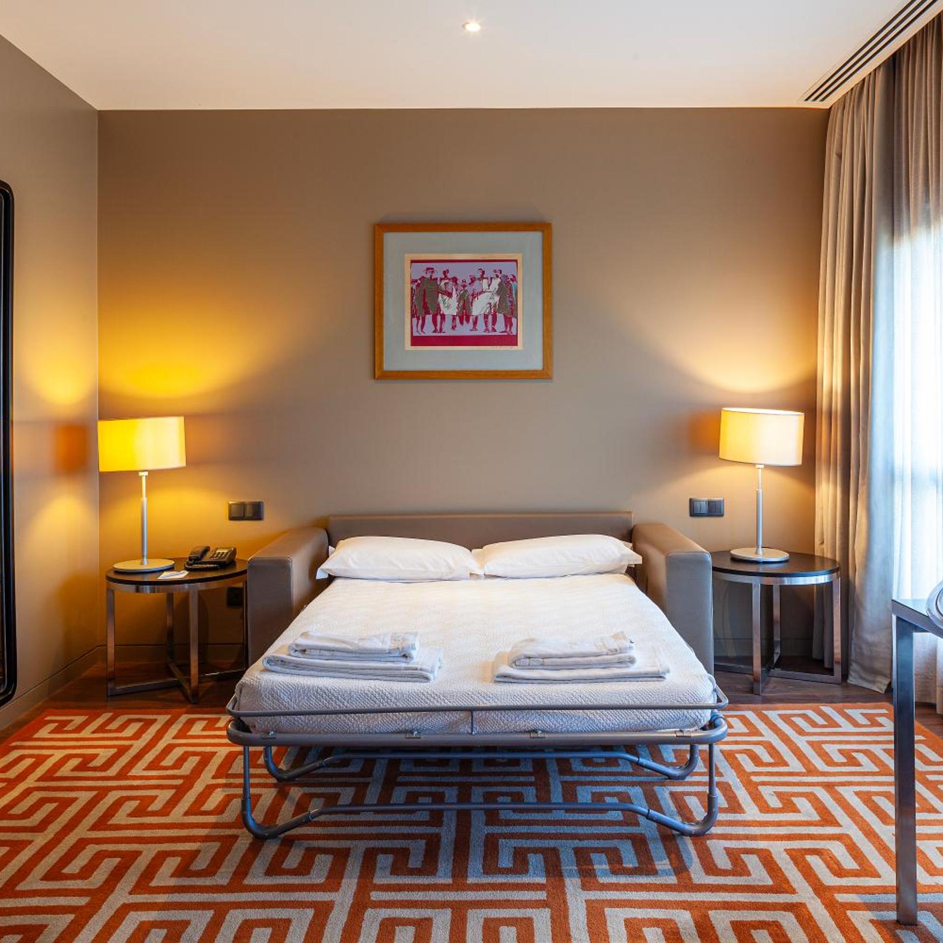Junior Suite, Family