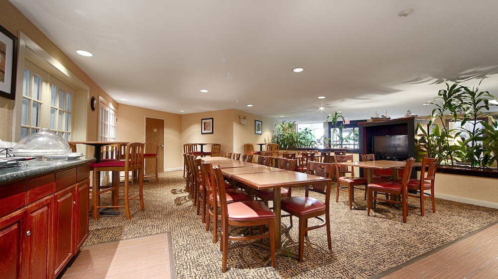 Best Western Rockland 22/25