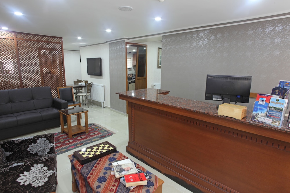 Hotel New House 12/68