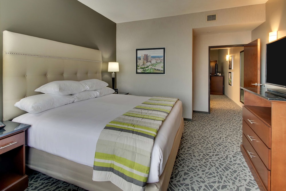 Drury Inn & Suites Columbus Polaris 14/50
