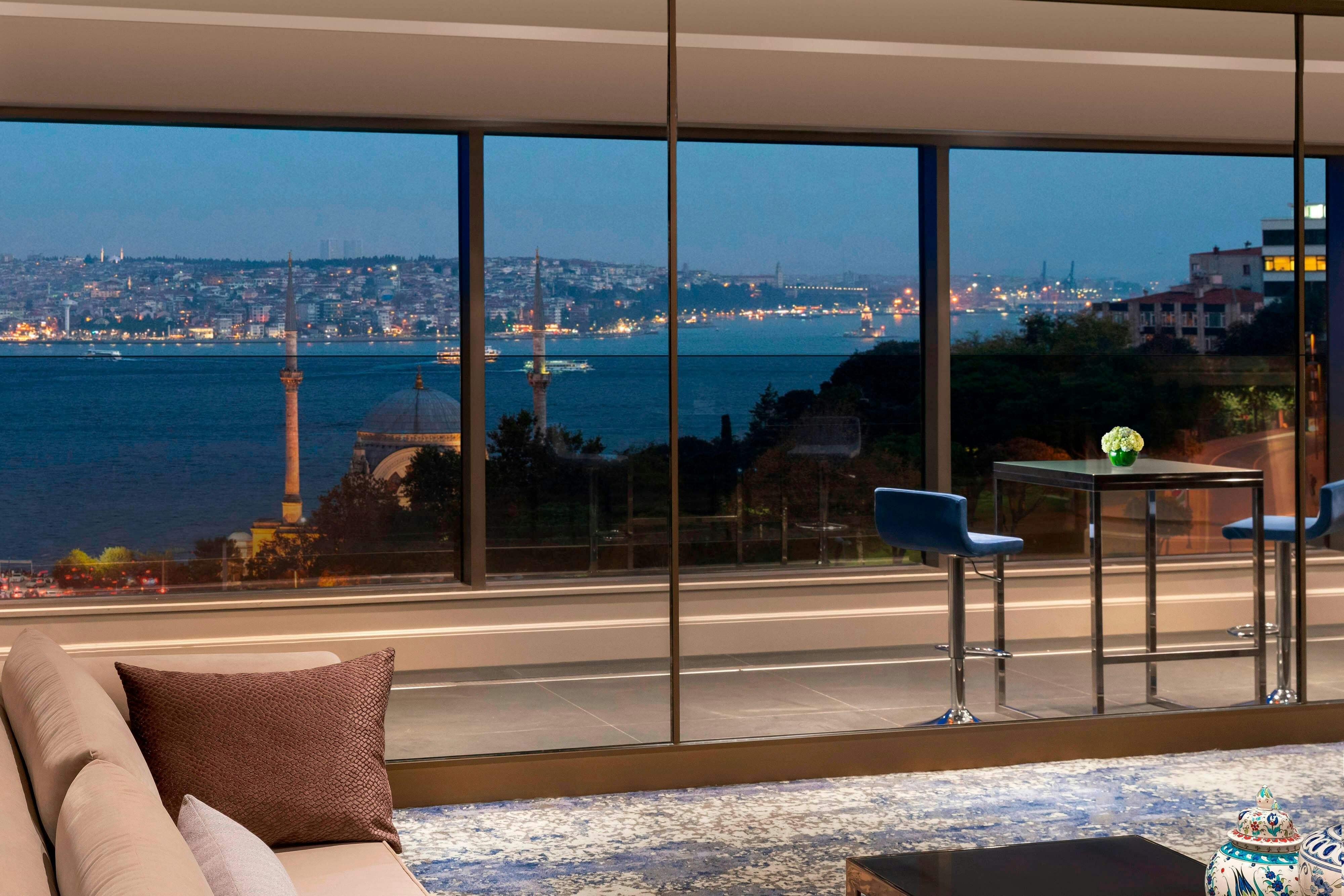The Ritz Carlton Istanbul 20/50