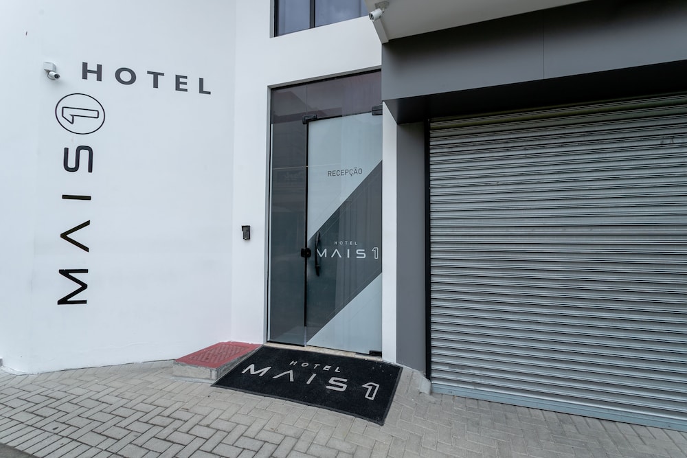 Hotel Mais 1 6/52