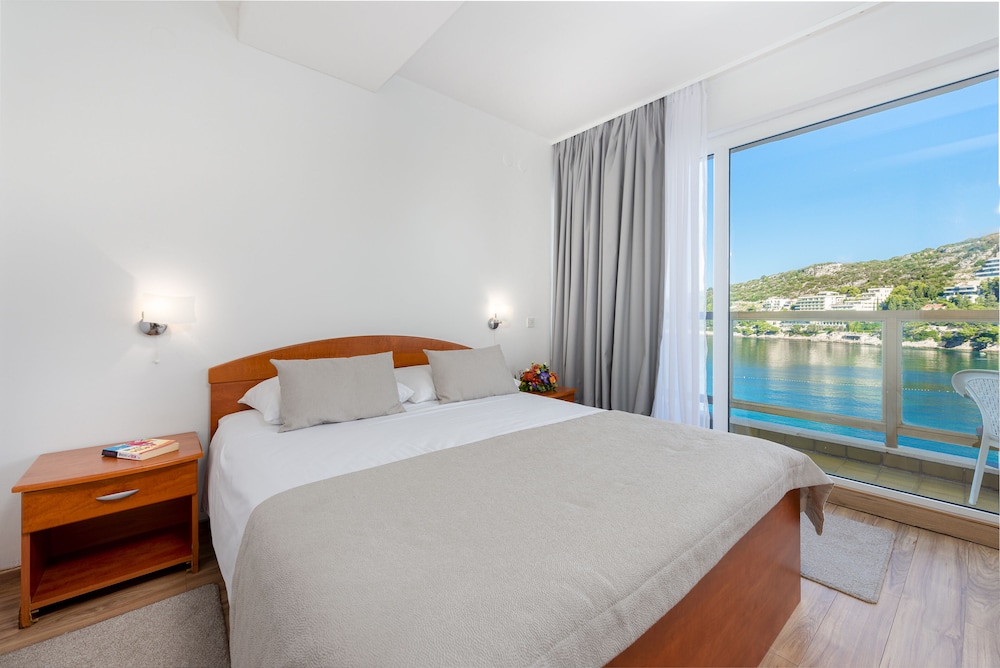 Hotel Vis 11/61