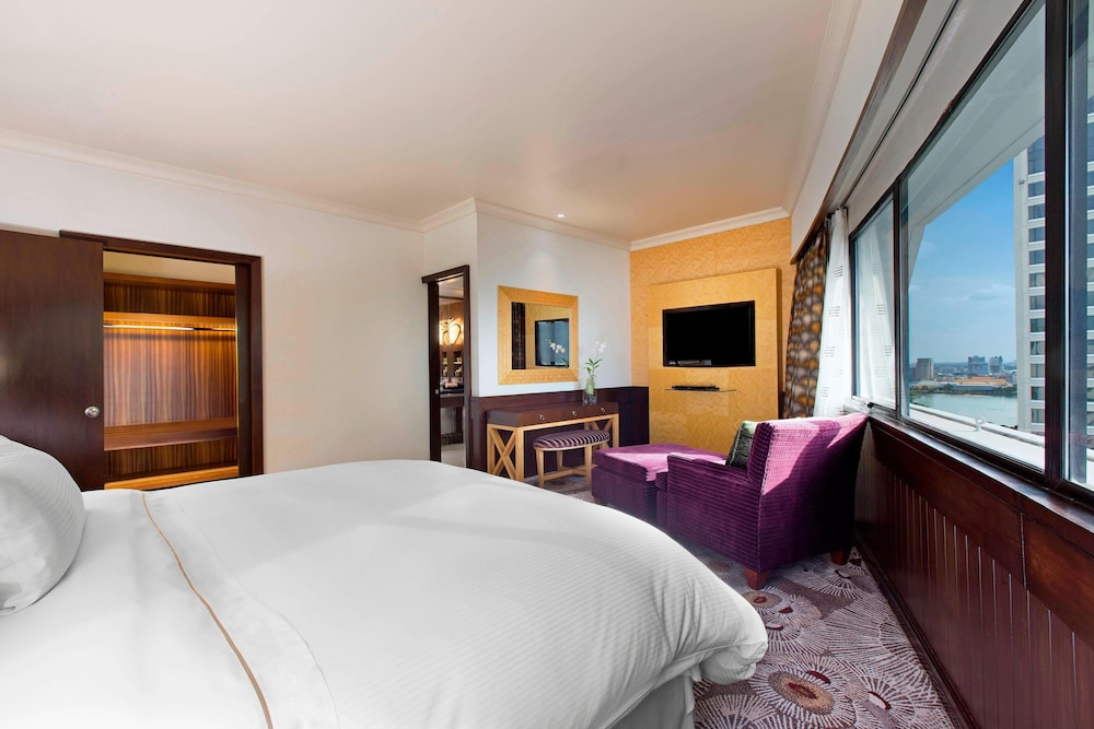 The Westin Grande Sukhumvit 12/75