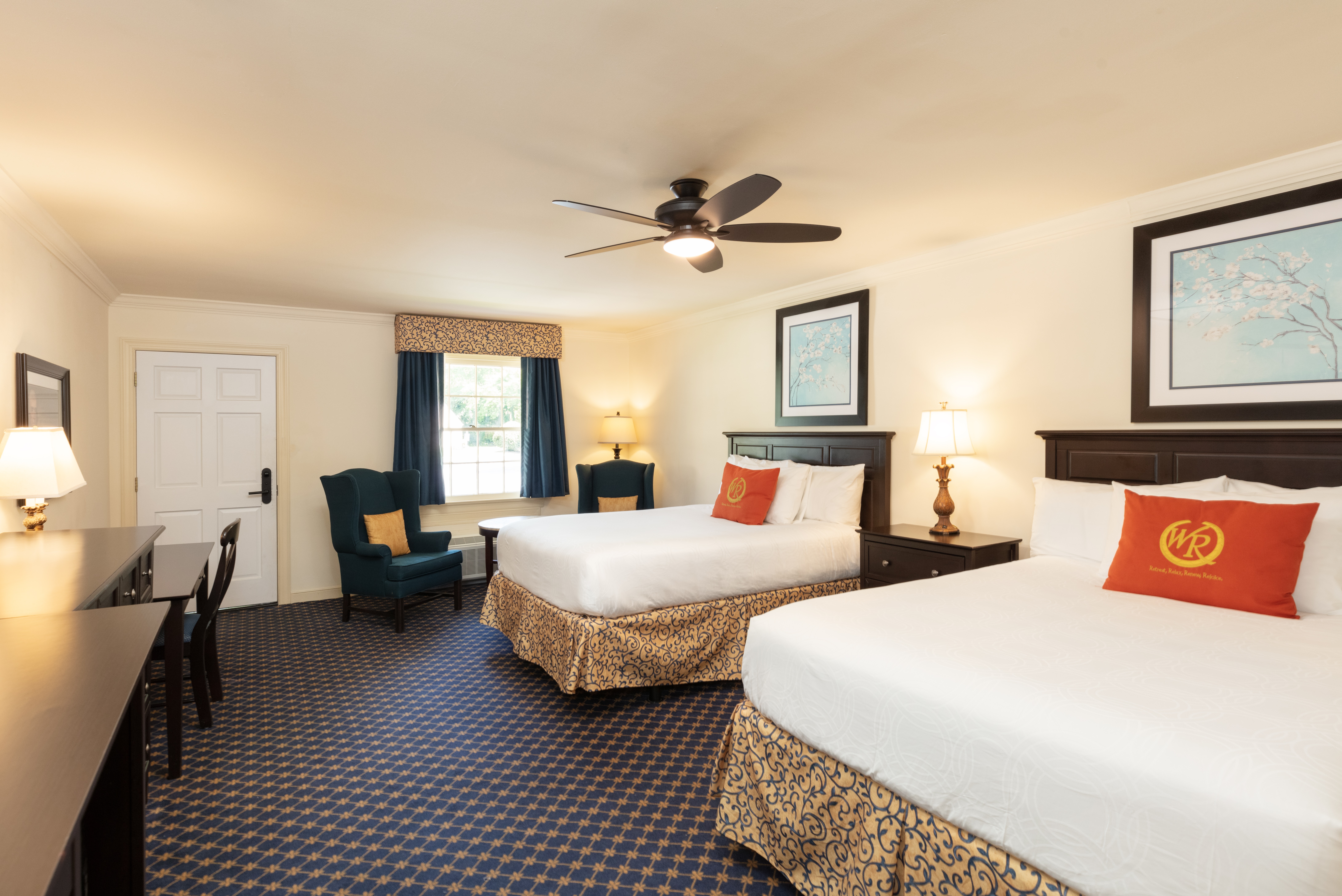 COLONIAL, GUEST ROOM, QUEEN BED