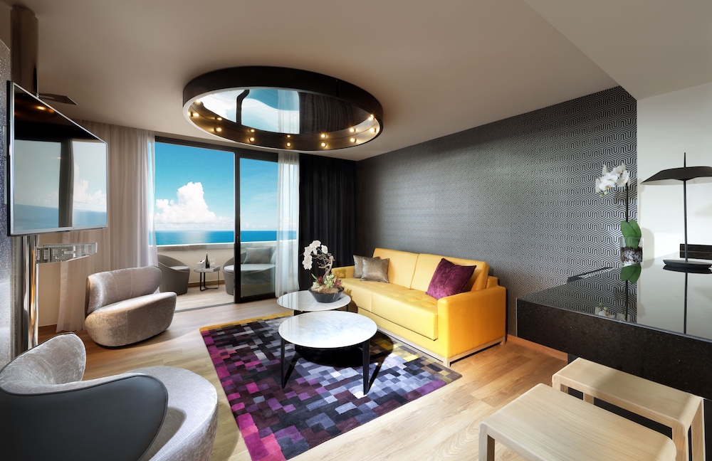 Hard Rock Hotel Tenerife 39/82