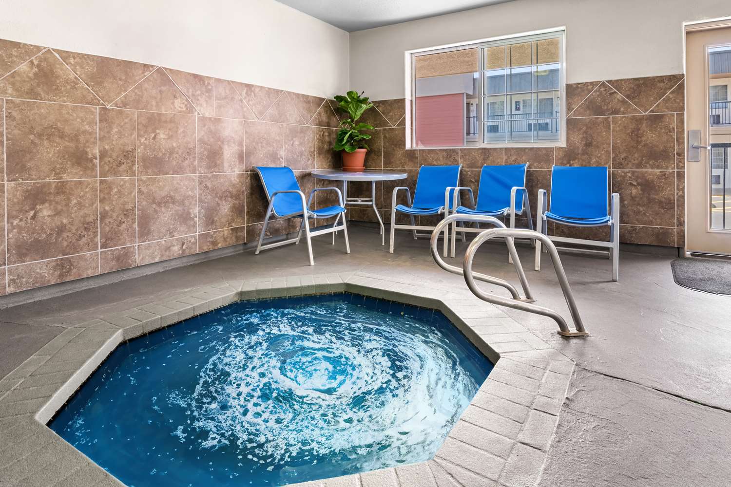 SureStay by Best Western Lakeview 6/12