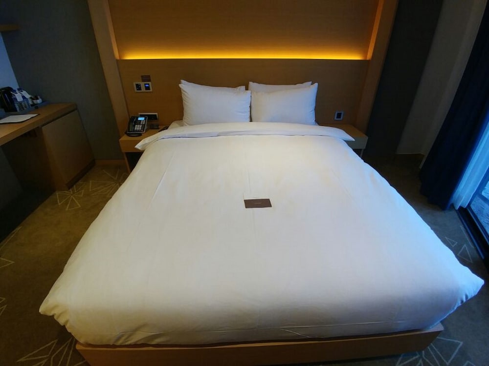 Sea Cruise Hotel 9/64