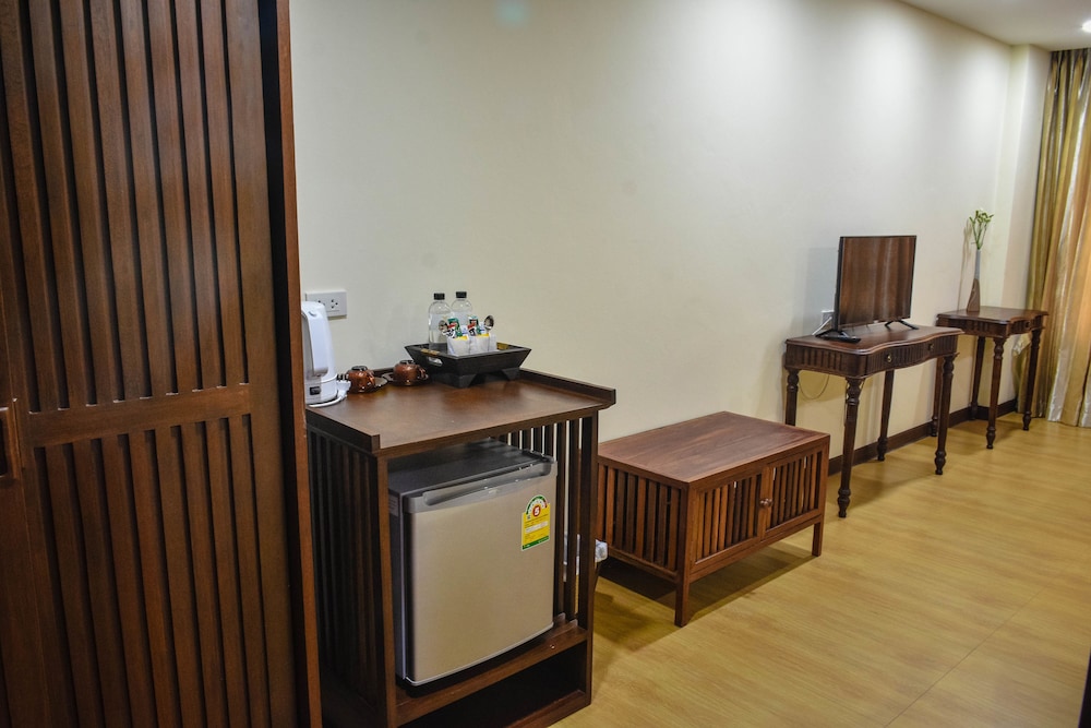 White Boutique Hotel and Spa 69/73