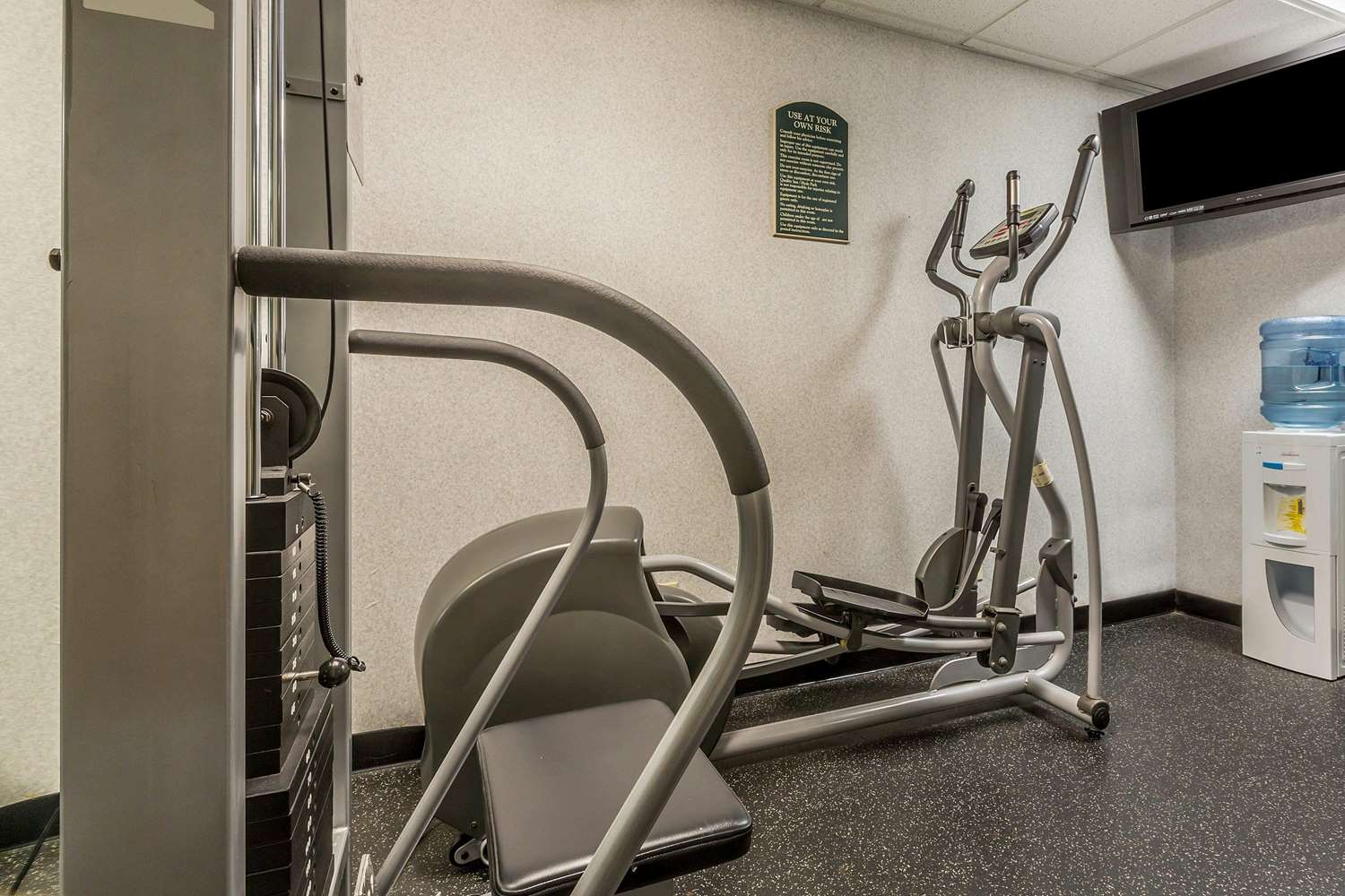 Quality Inn Hyde Park Poughkeepsie North 25/40